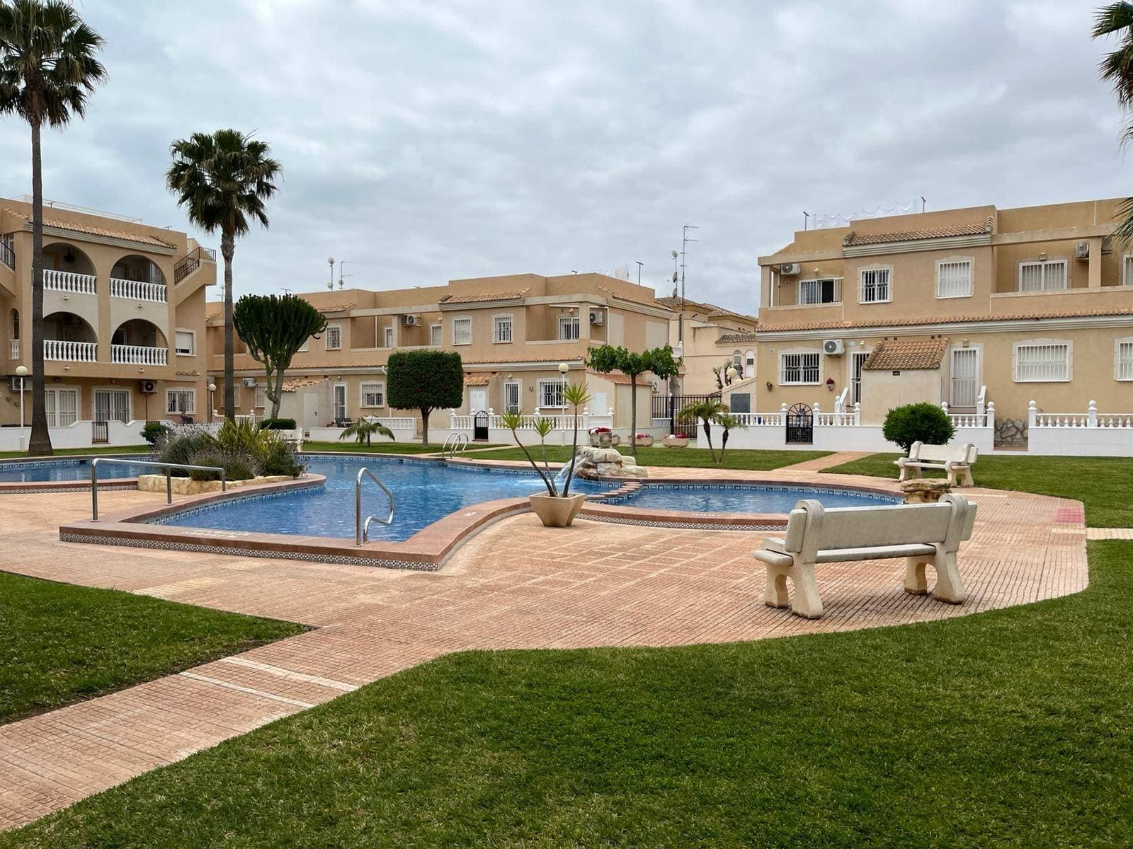 Tussenverdieping Appartement met 2 slaapkamers in Los Alcazares - 2