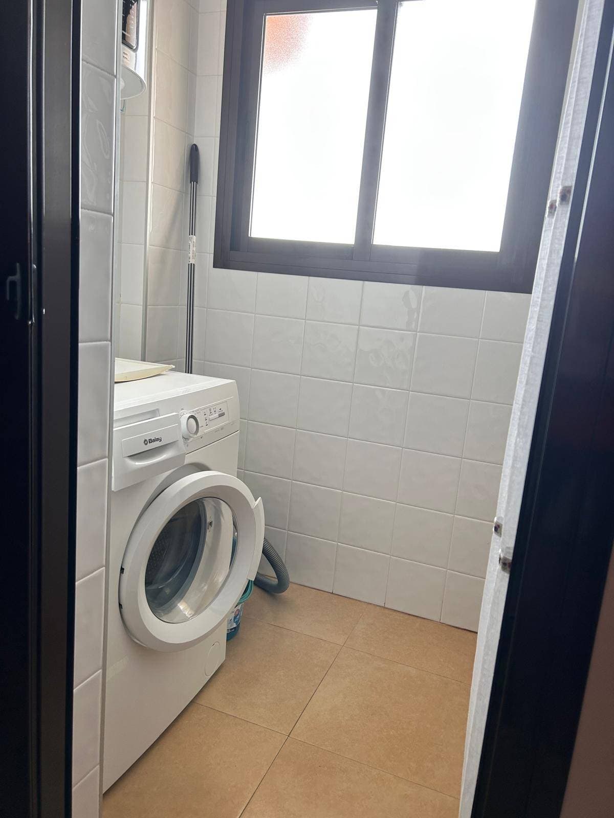 2 bed Middle Floor Apartment in Orihuela Costa - 12