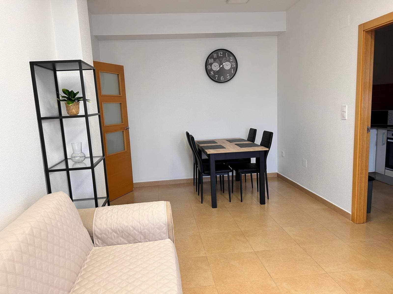 2 bed Middle Floor Apartment in Orihuela Costa - 13