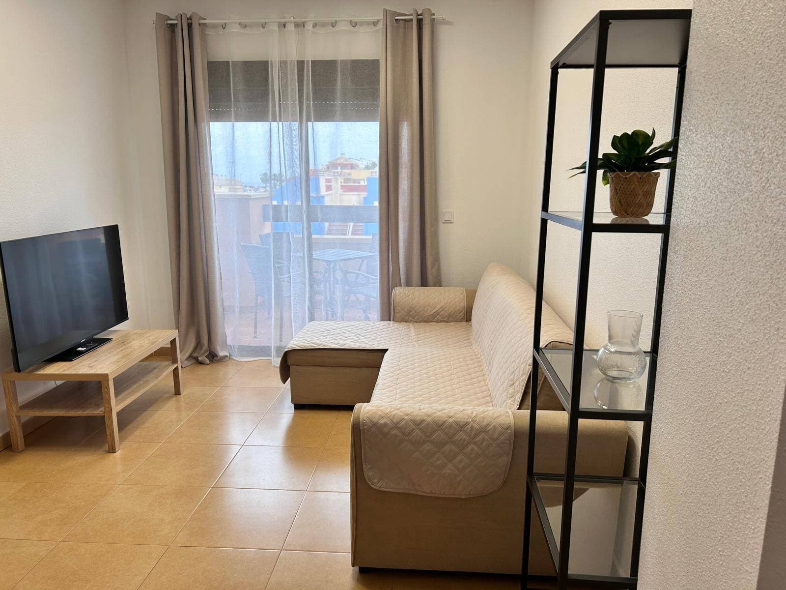 2 bed Middle Floor Apartment in Orihuela Costa - 15