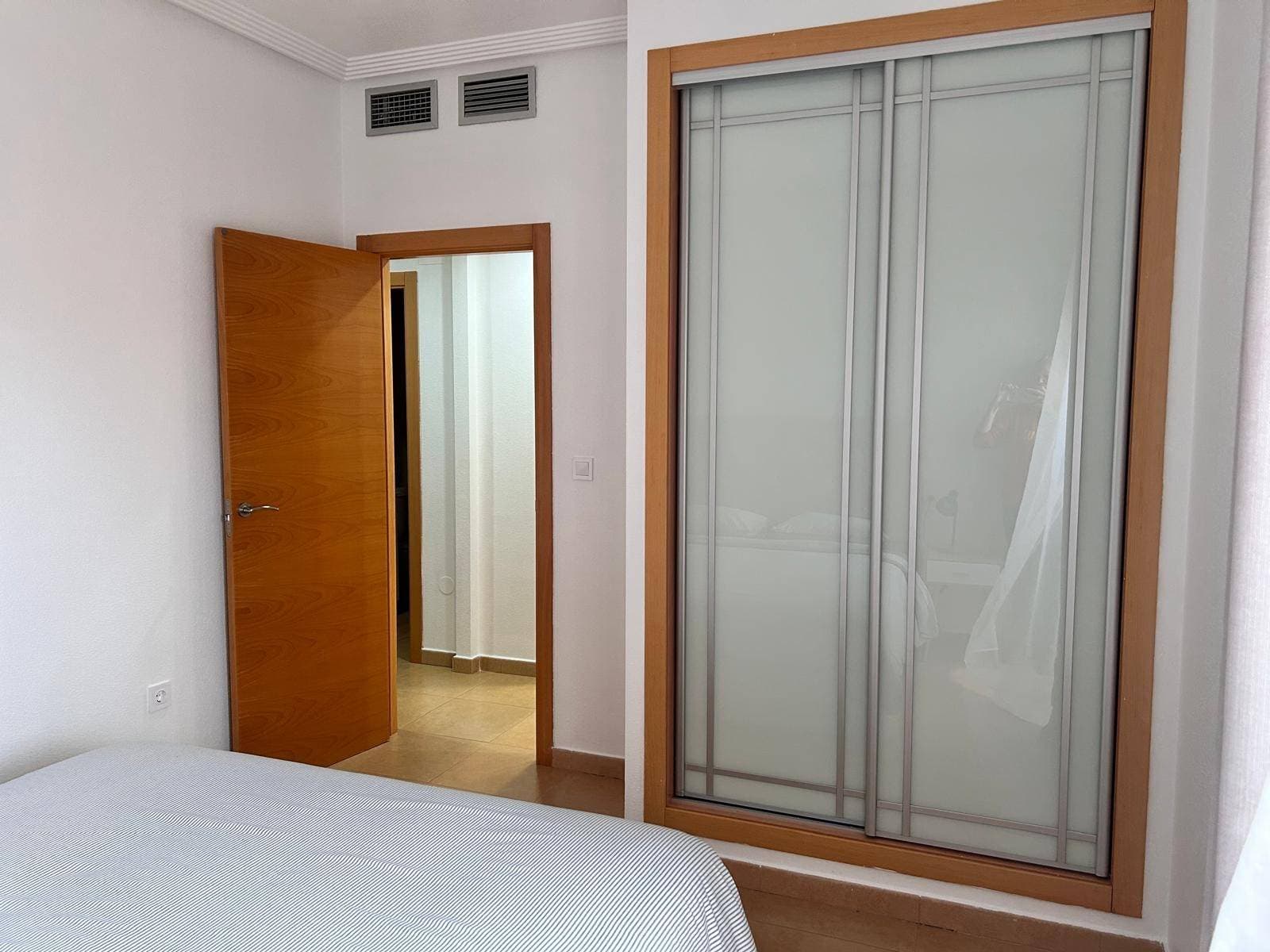 2 bed Middle Floor Apartment in Orihuela Costa - 18
