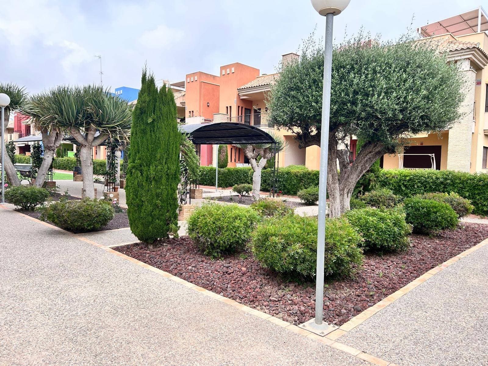 2 bed Middle Floor Apartment in Orihuela Costa - 38