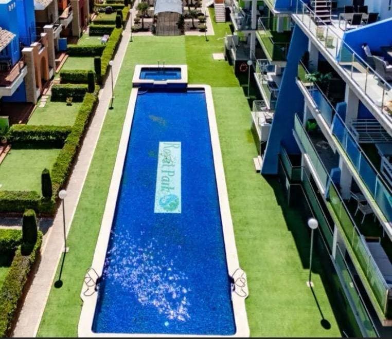 2 bed Middle Floor Apartment in Orihuela Costa - 4