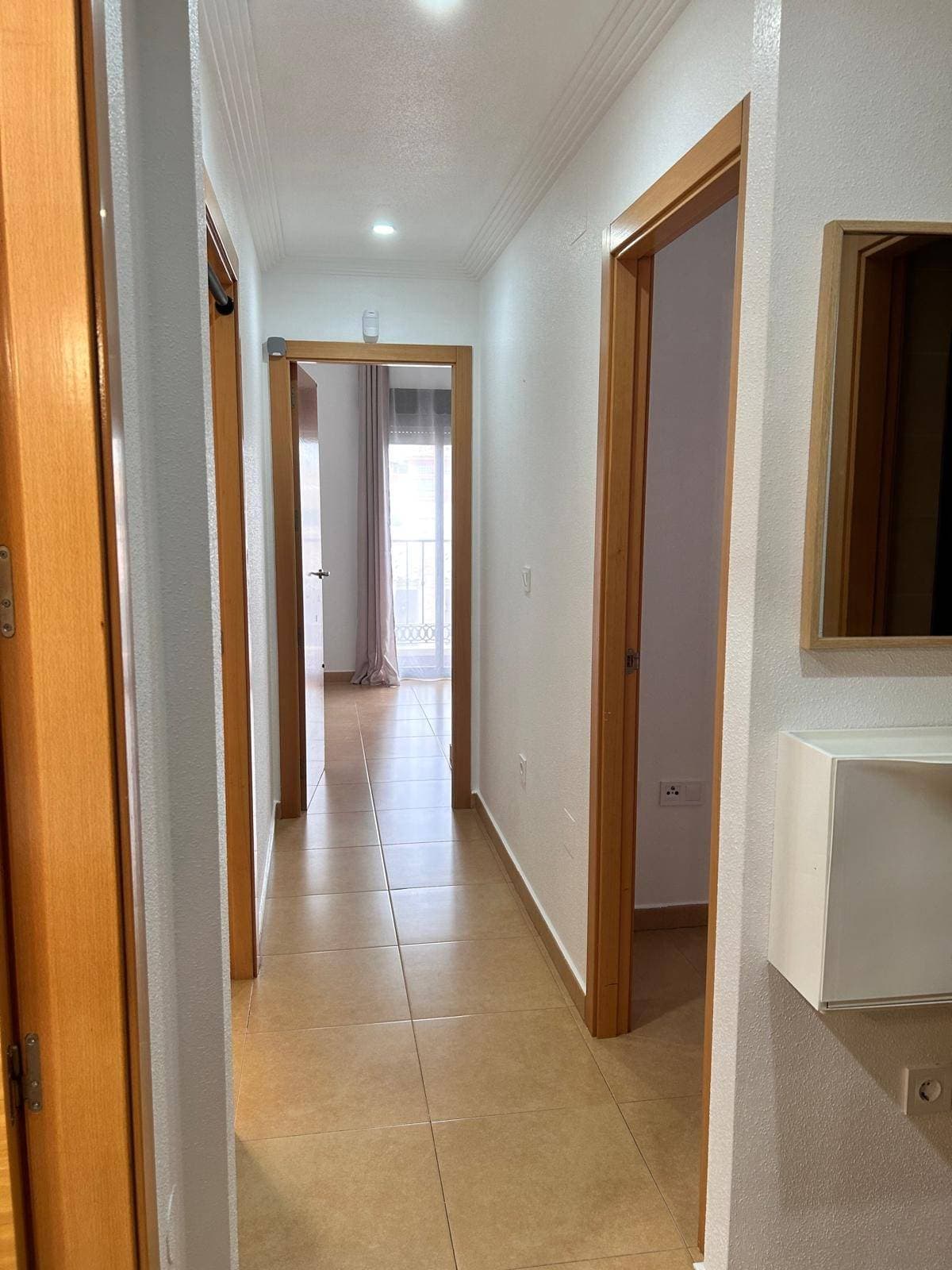 2 bed Middle Floor Apartment in Orihuela Costa - 6