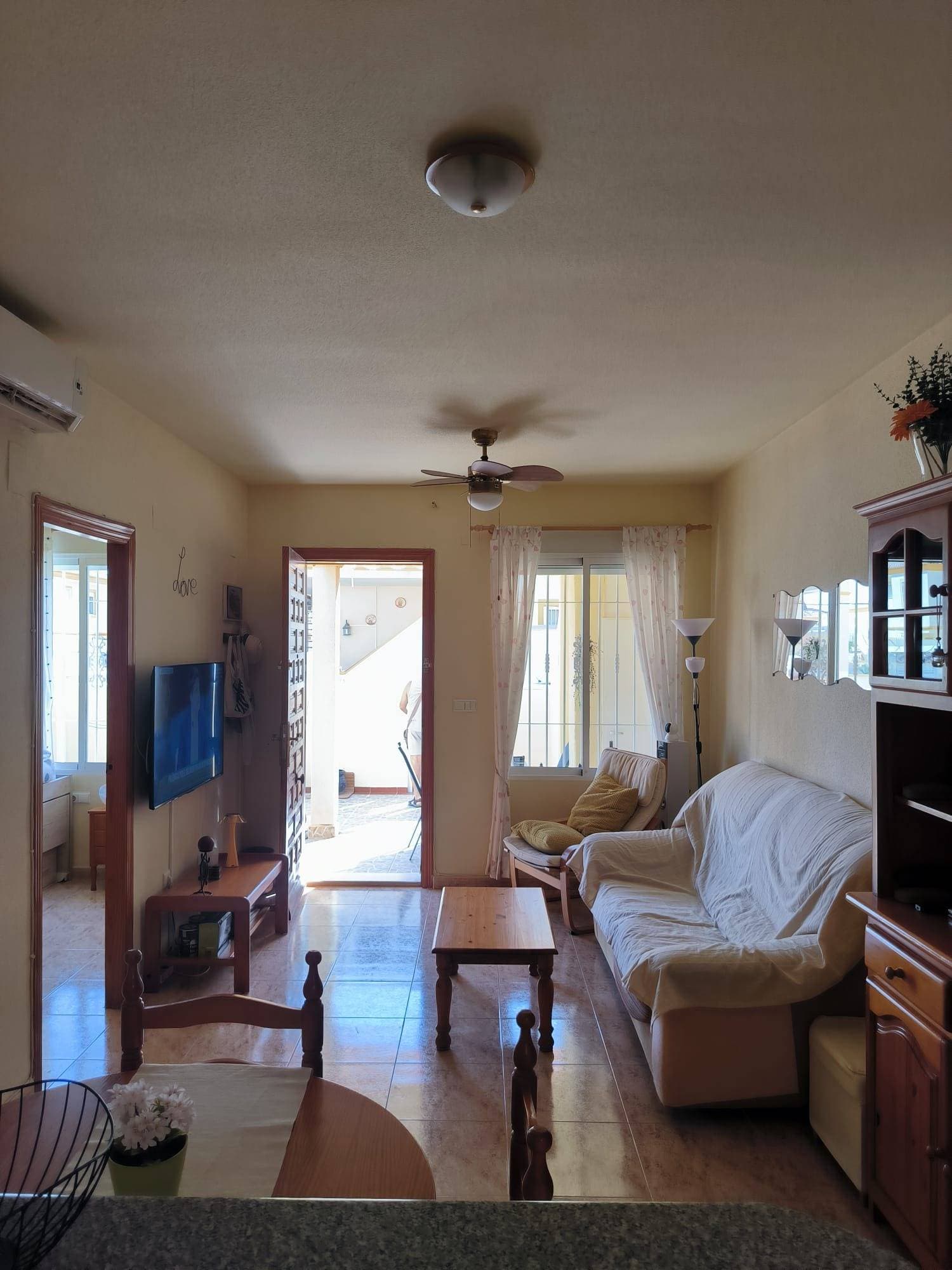Bungalow met 2 slaapkamers in Orihuela Costa - 9