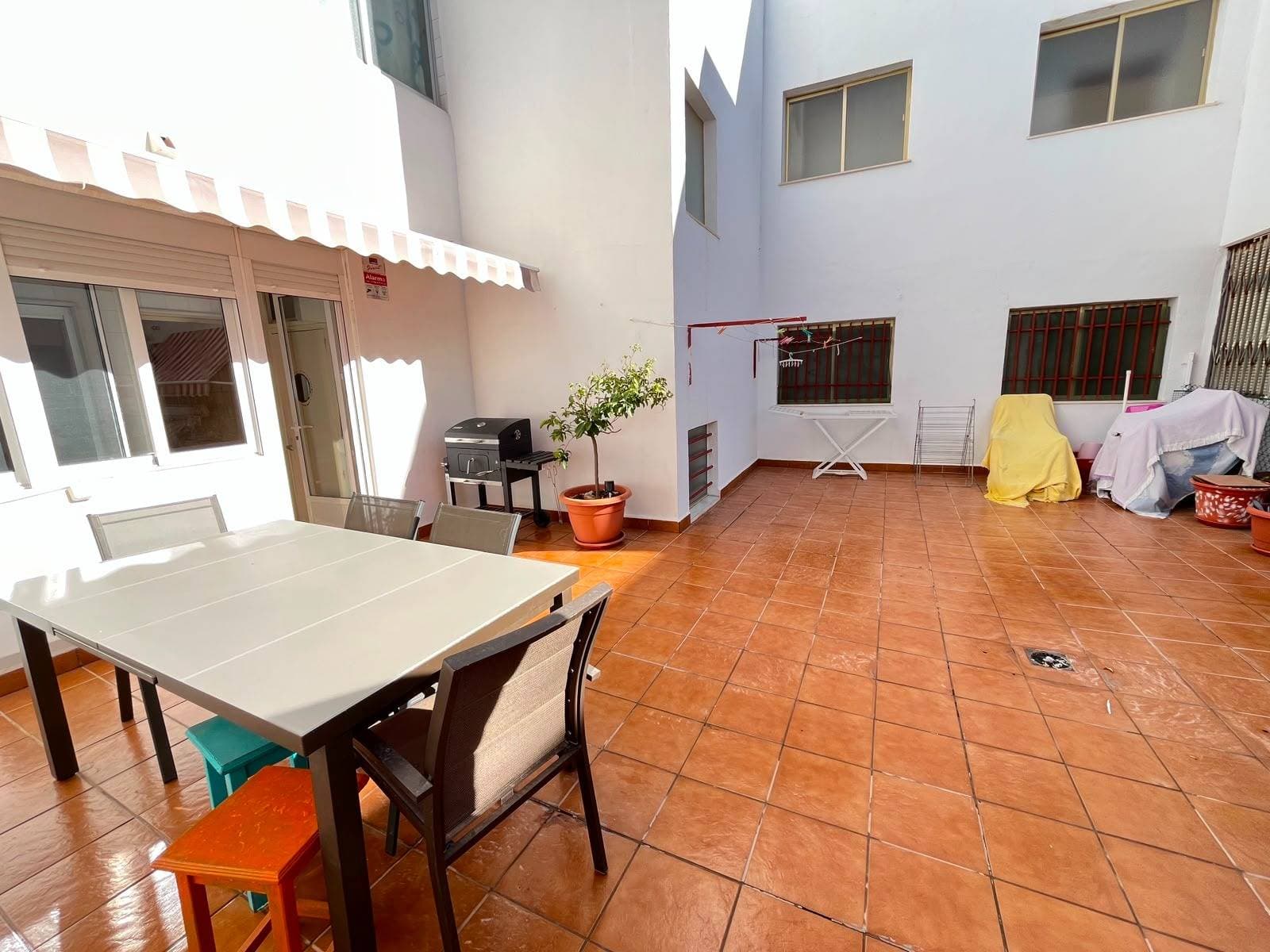 3 bed Middle Floor Apartment in Lo Pagan - 1