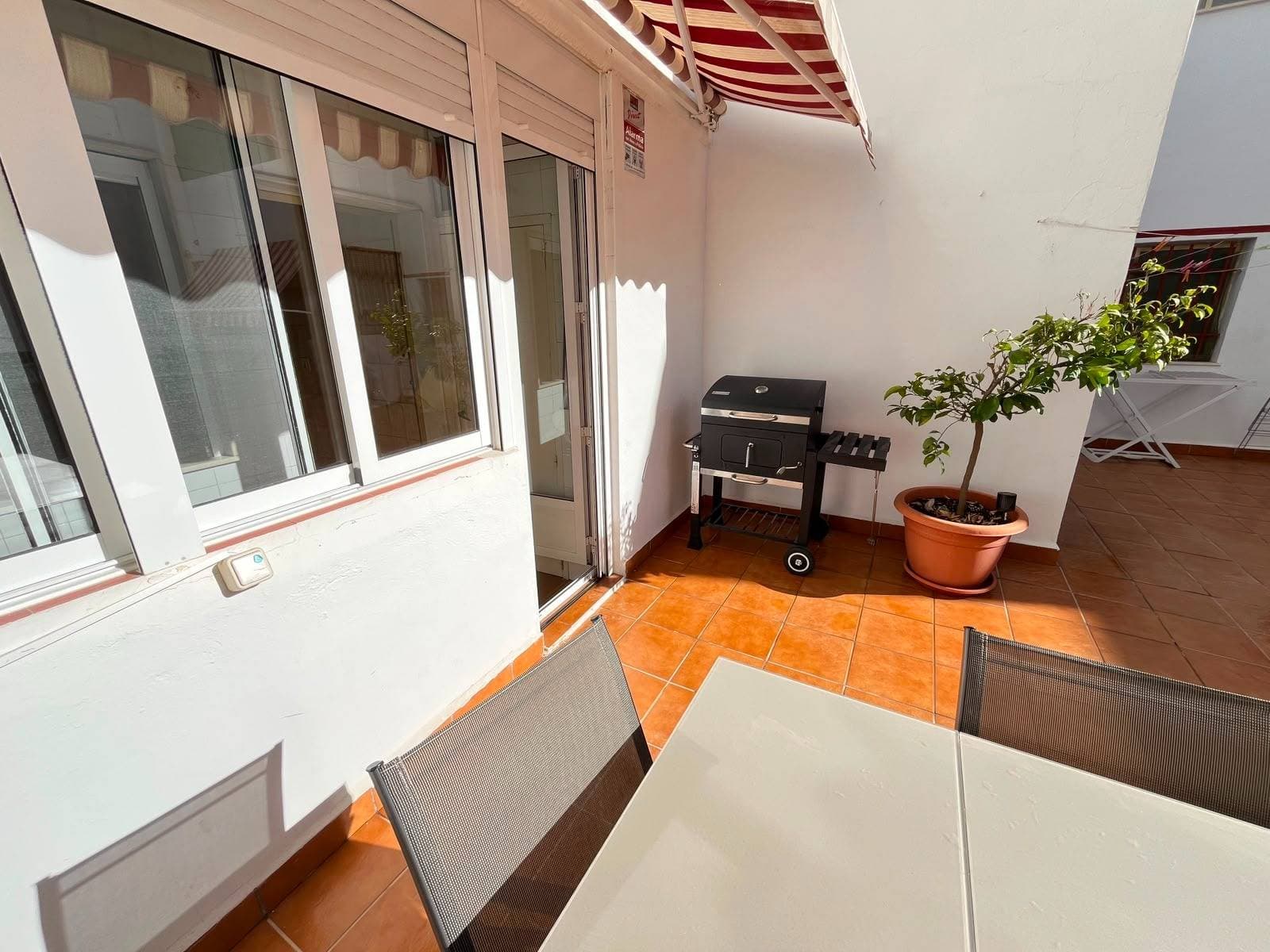 3 bed Middle Floor Apartment in Lo Pagan - 40