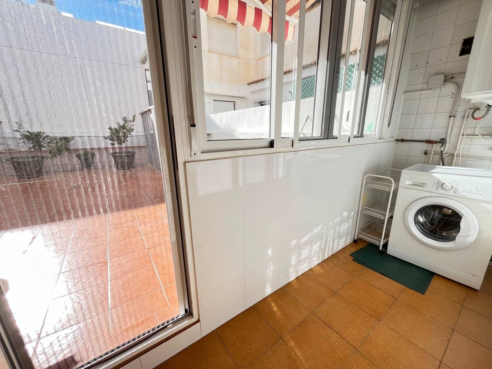 3 bed Middle Floor Apartment in Lo Pagan - 42