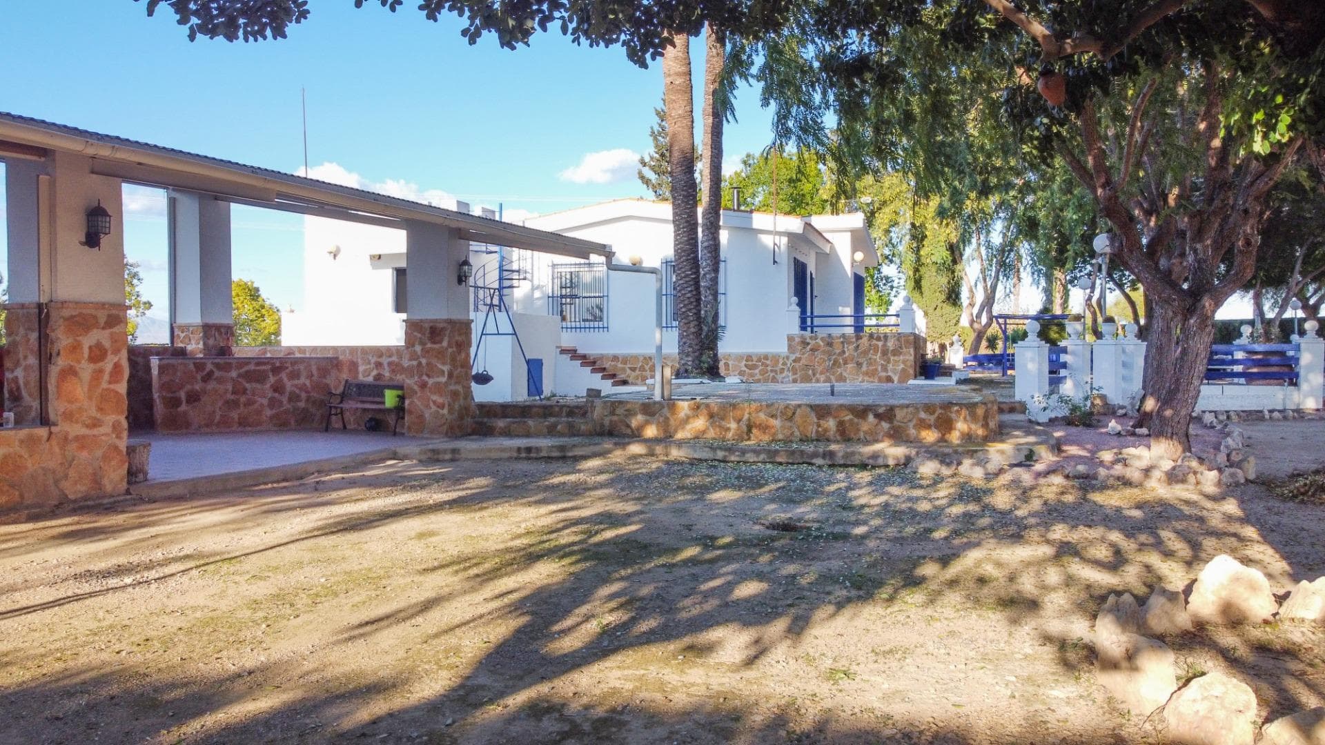 Vrijstaande Villa met 4 slaapkamers in Orihuela - 18