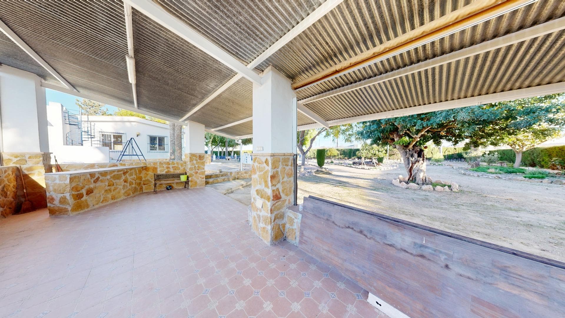 Vrijstaande Villa met 4 slaapkamers in Orihuela - 46