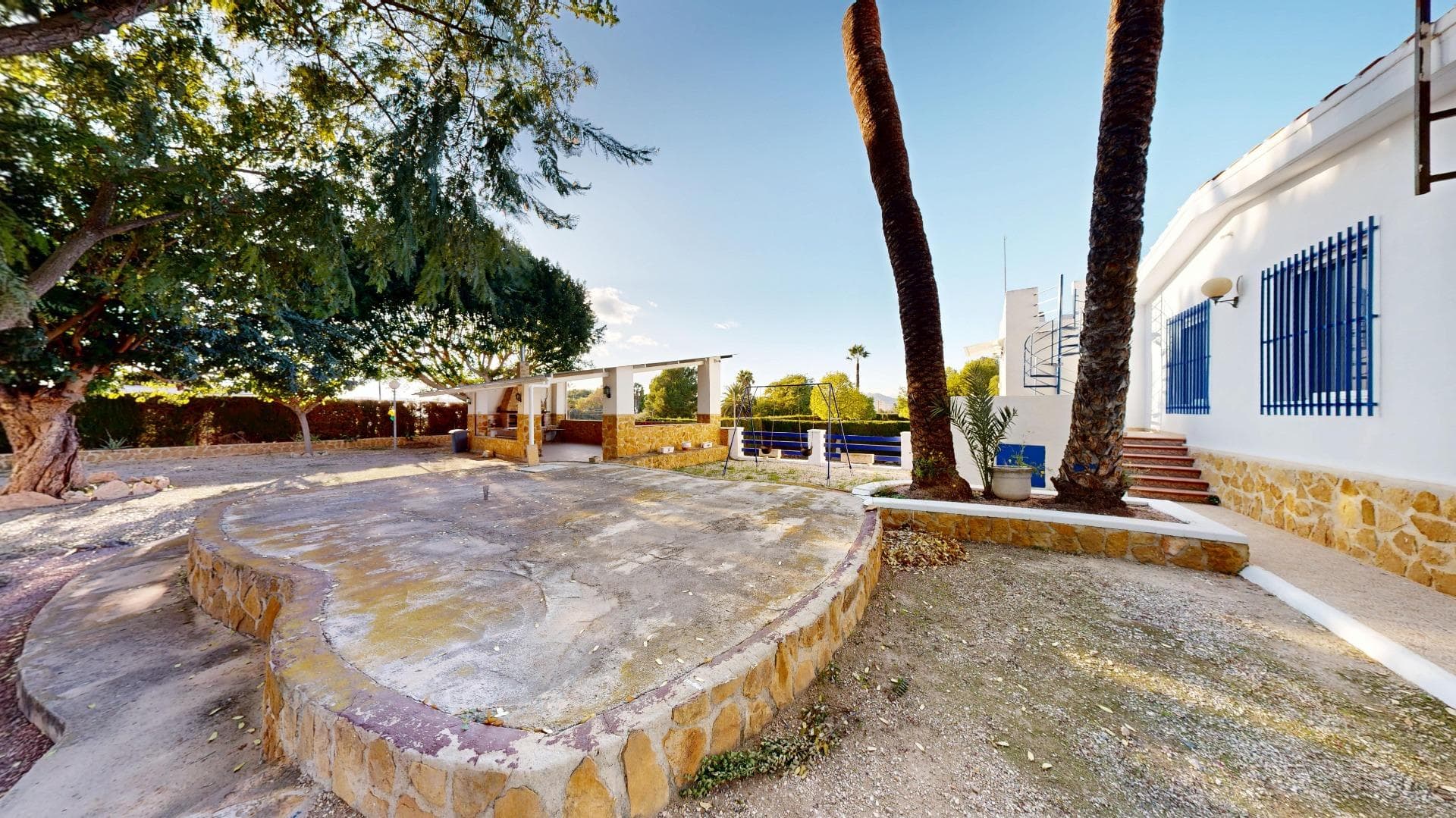 Vrijstaande Villa met 4 slaapkamers in Orihuela - 48