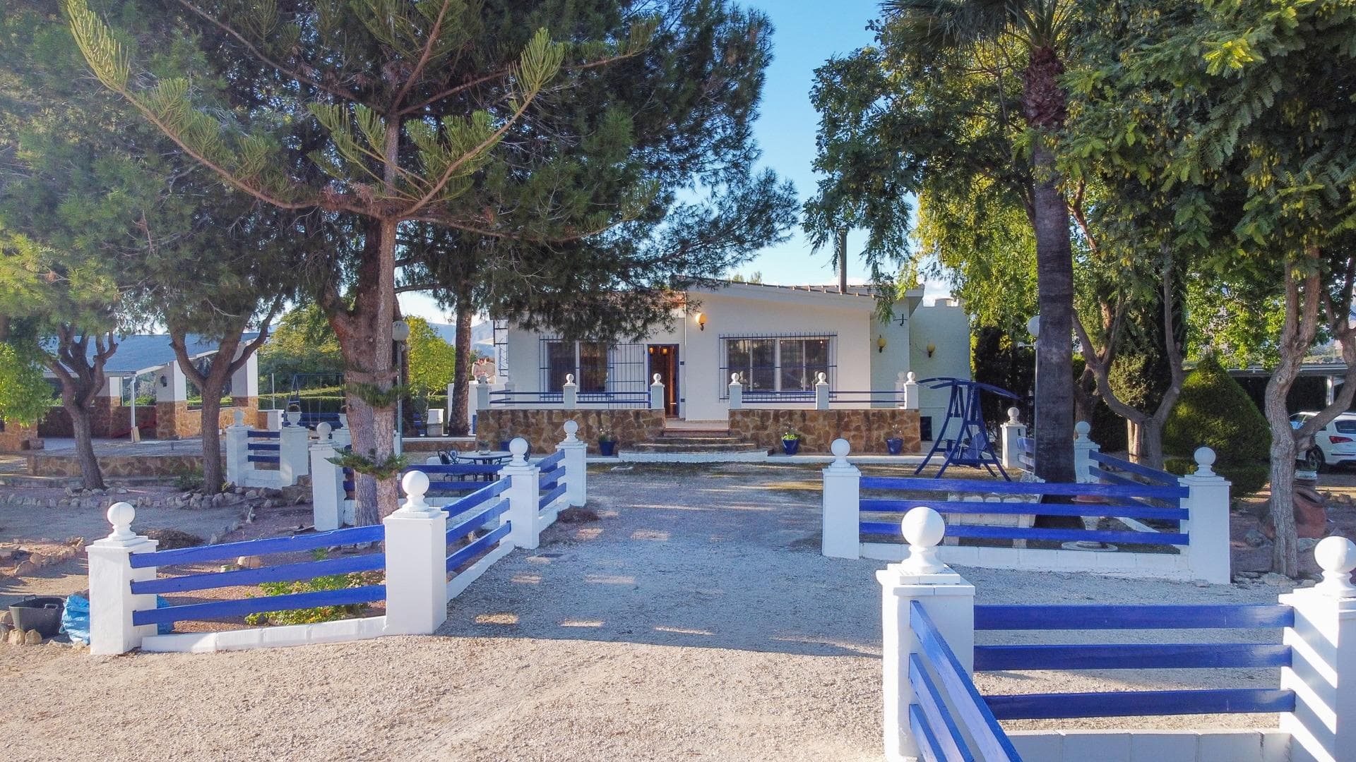 Vrijstaande Villa met 4 slaapkamers in Orihuela - 49