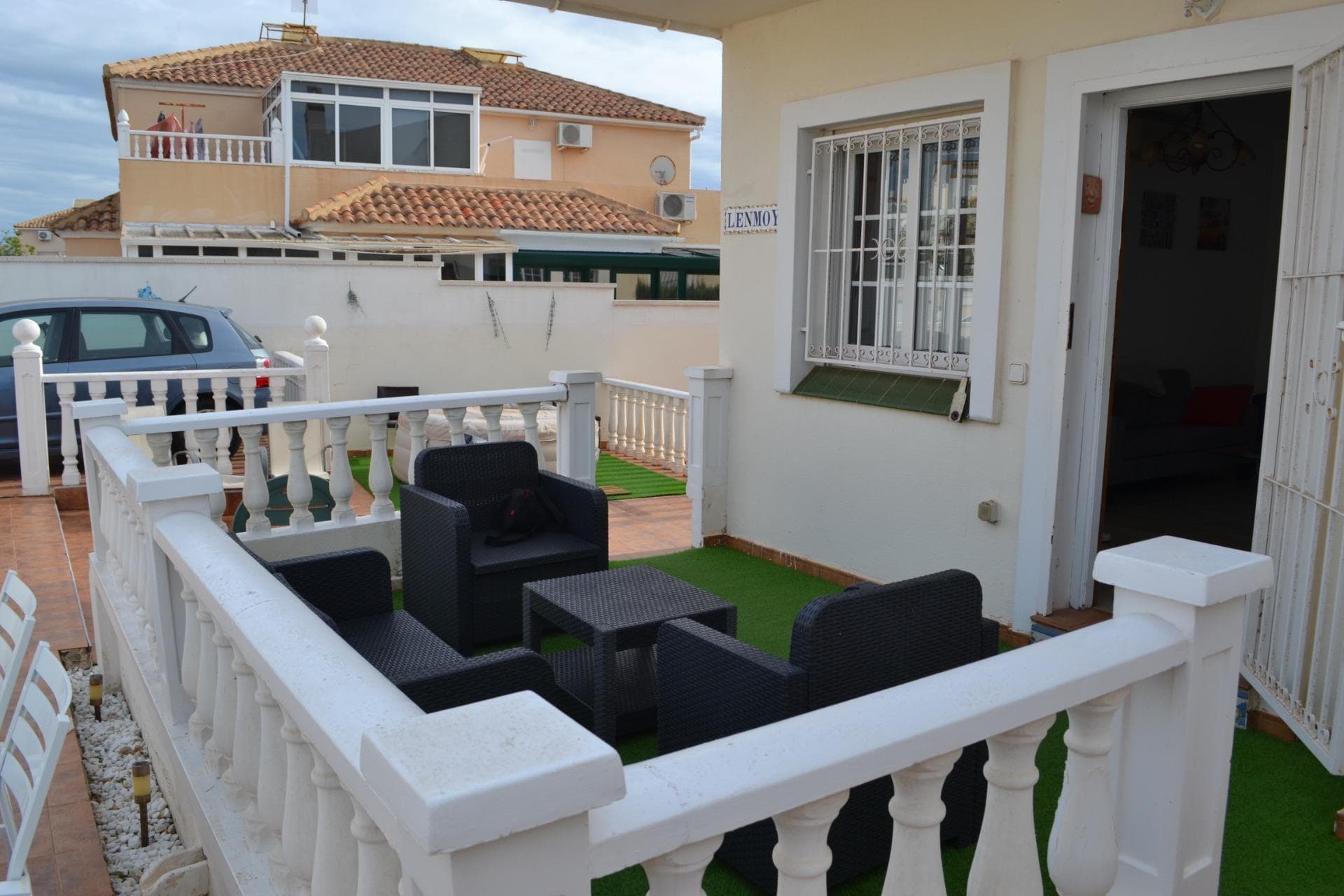 Semi-Vrijstaande Villa met 3 slaapkamers in Orihuela Costa - 12