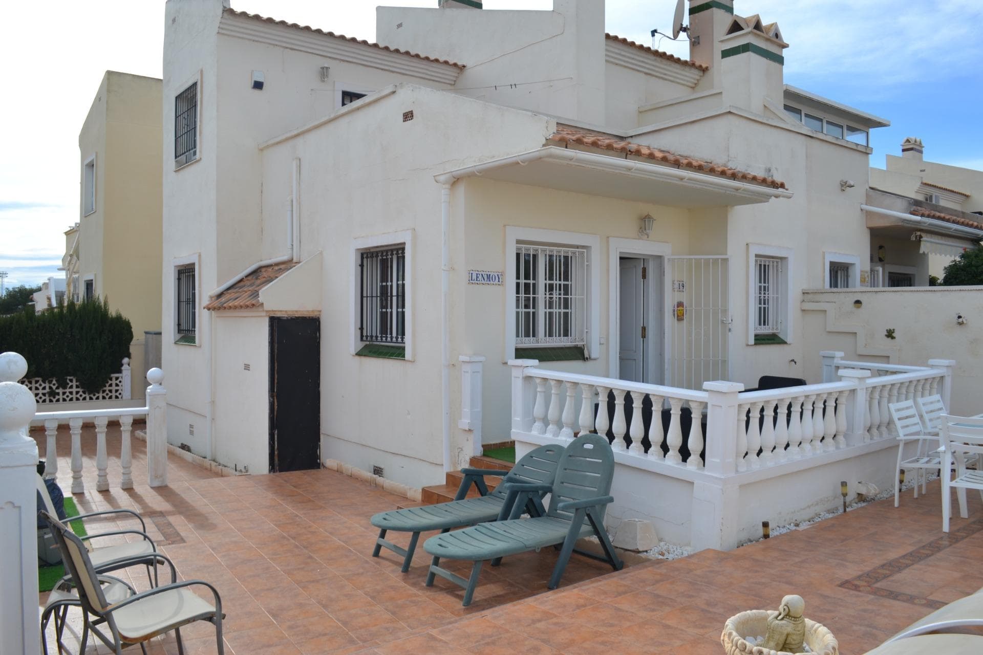 Semi-Vrijstaande Villa met 3 slaapkamers in Orihuela Costa - 3