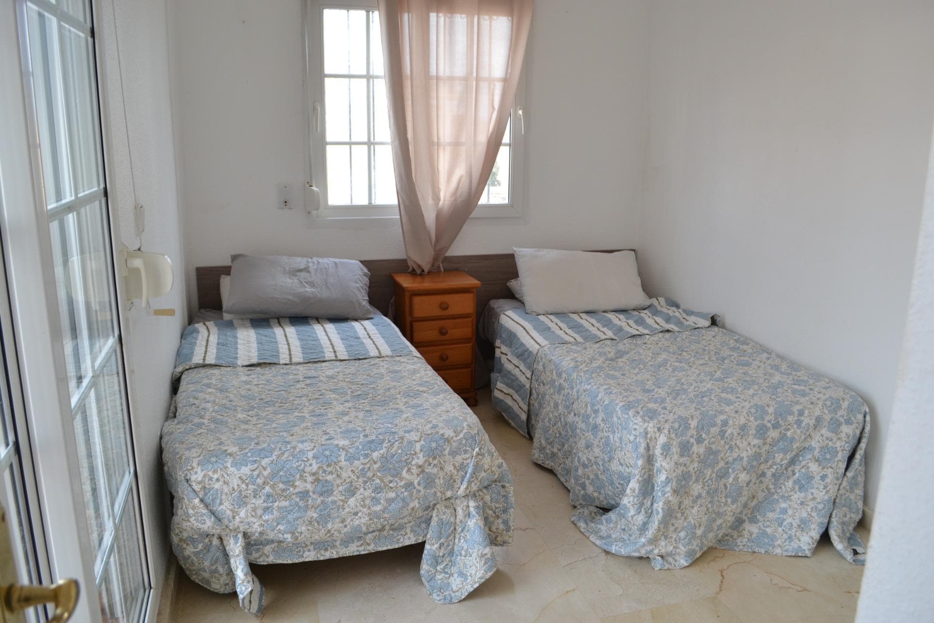 Semi-Vrijstaande Villa met 3 slaapkamers in Orihuela Costa - 30