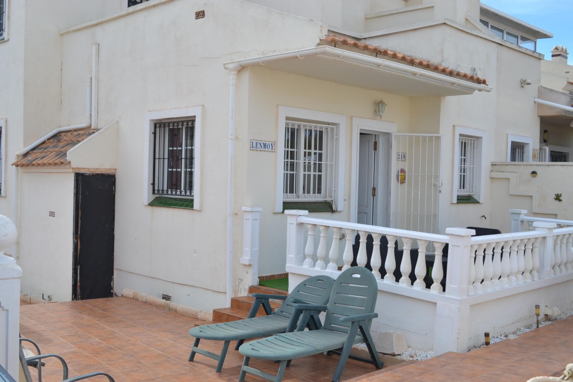 Semi-Vrijstaande Villa met 3 slaapkamers in Orihuela Costa - 8