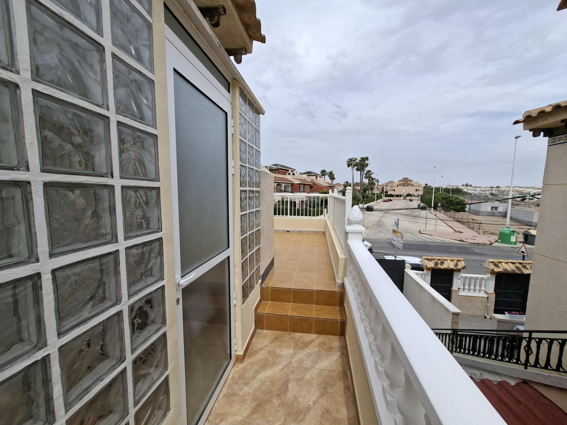 Bungalow de 2 dormitorios en Orihuela Costa - 19