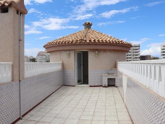 4 bed Detached Villa in La Manga Del Mar Menor