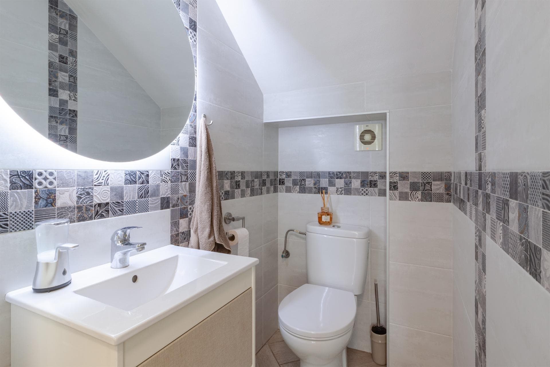 Villa - Chalet de 4 dormitorios en Orihuela Costa - 23