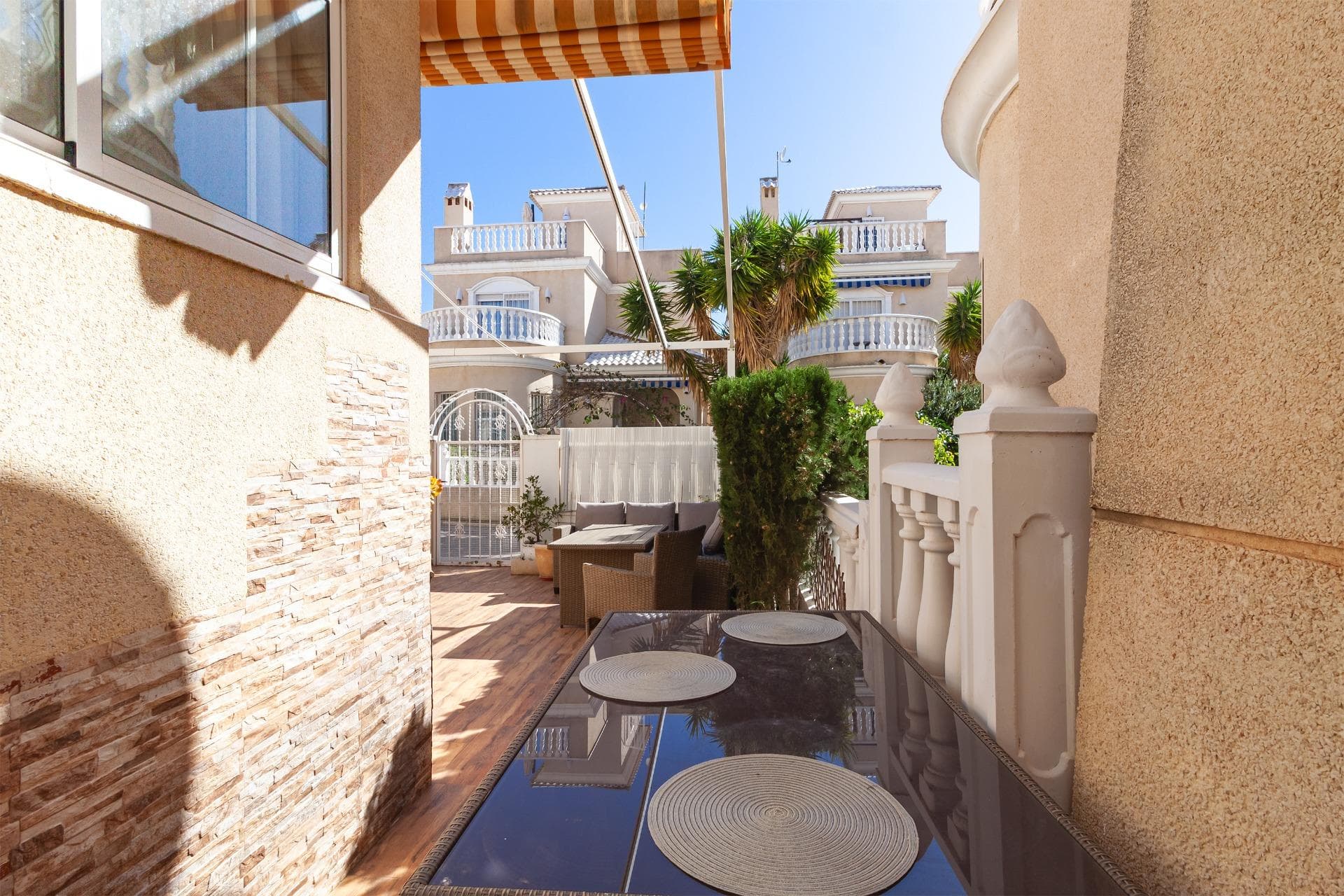 Villa - Chalet de 4 dormitorios en Orihuela Costa - 5