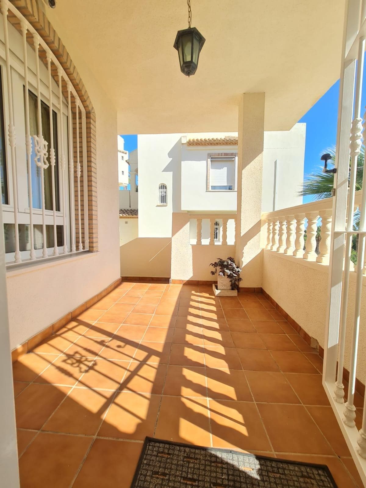 Vrijstaande Villa met 3 slaapkamers in Orihuela Costa - 18