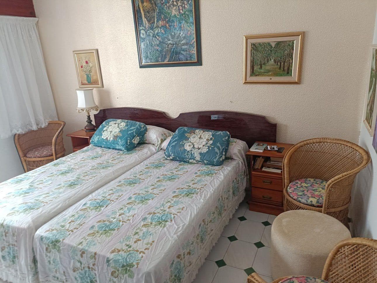 Villa - Chalet de 4 dormitorios en Orihuela Costa - 13