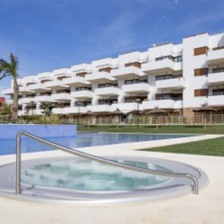Apartamento Planta Media de 2 dormitorios en Orihuela Costa - 1
