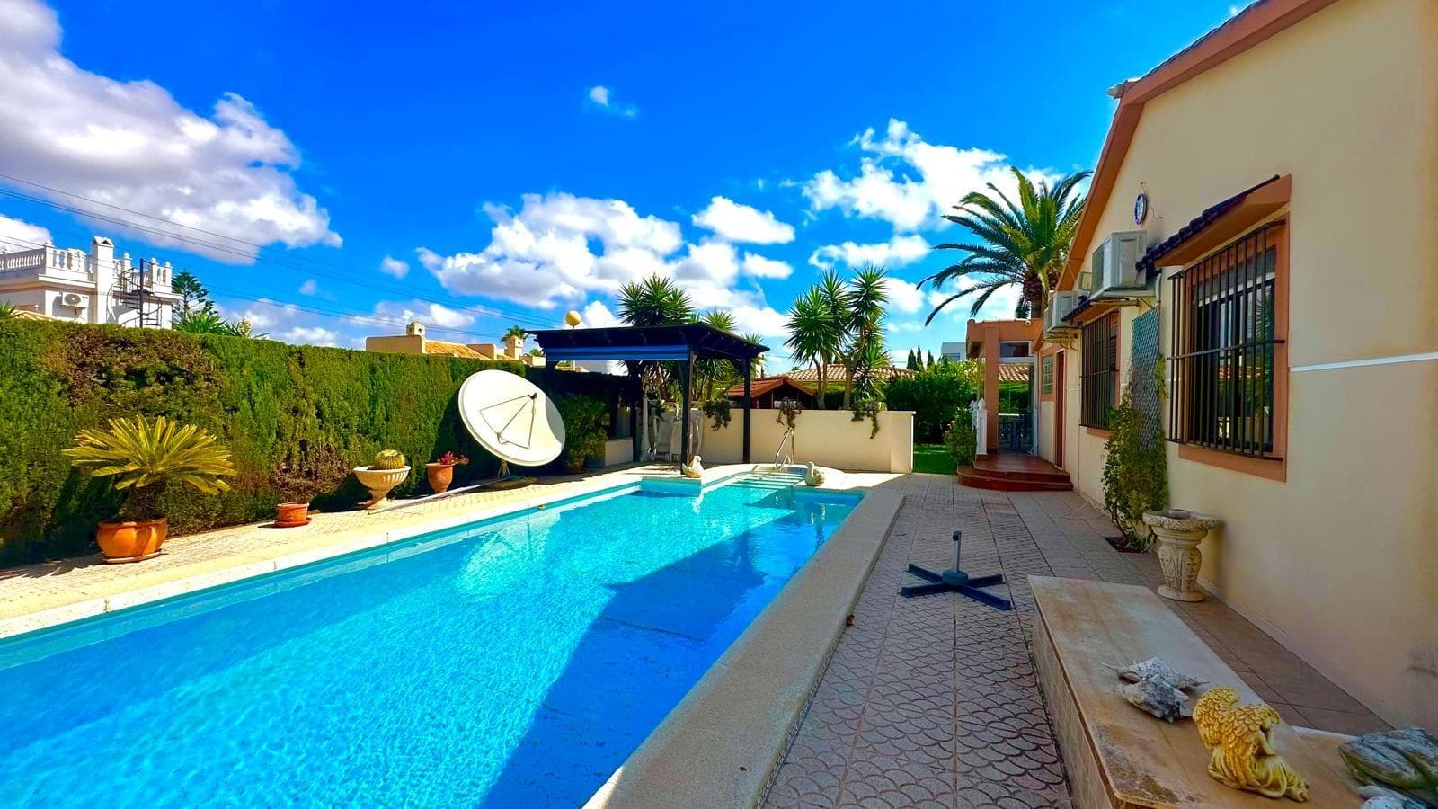 Villa - Chalet de 3 dormitorios en Cabo Roig - 14