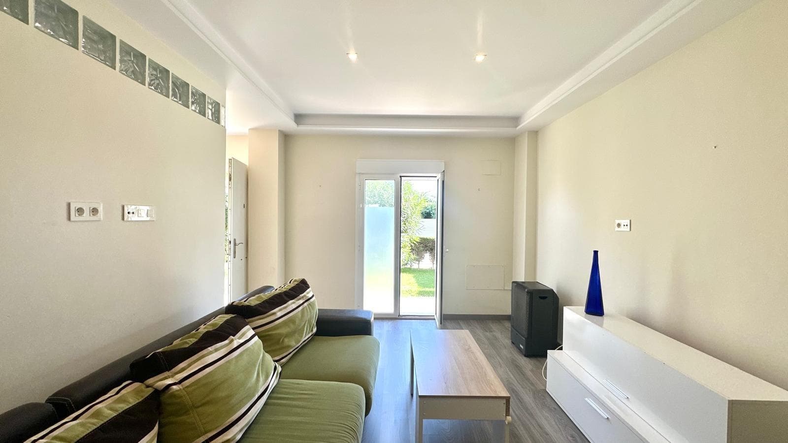 Apartamento Planta Media de 3 dormitorios en Orihuela Costa - 15
