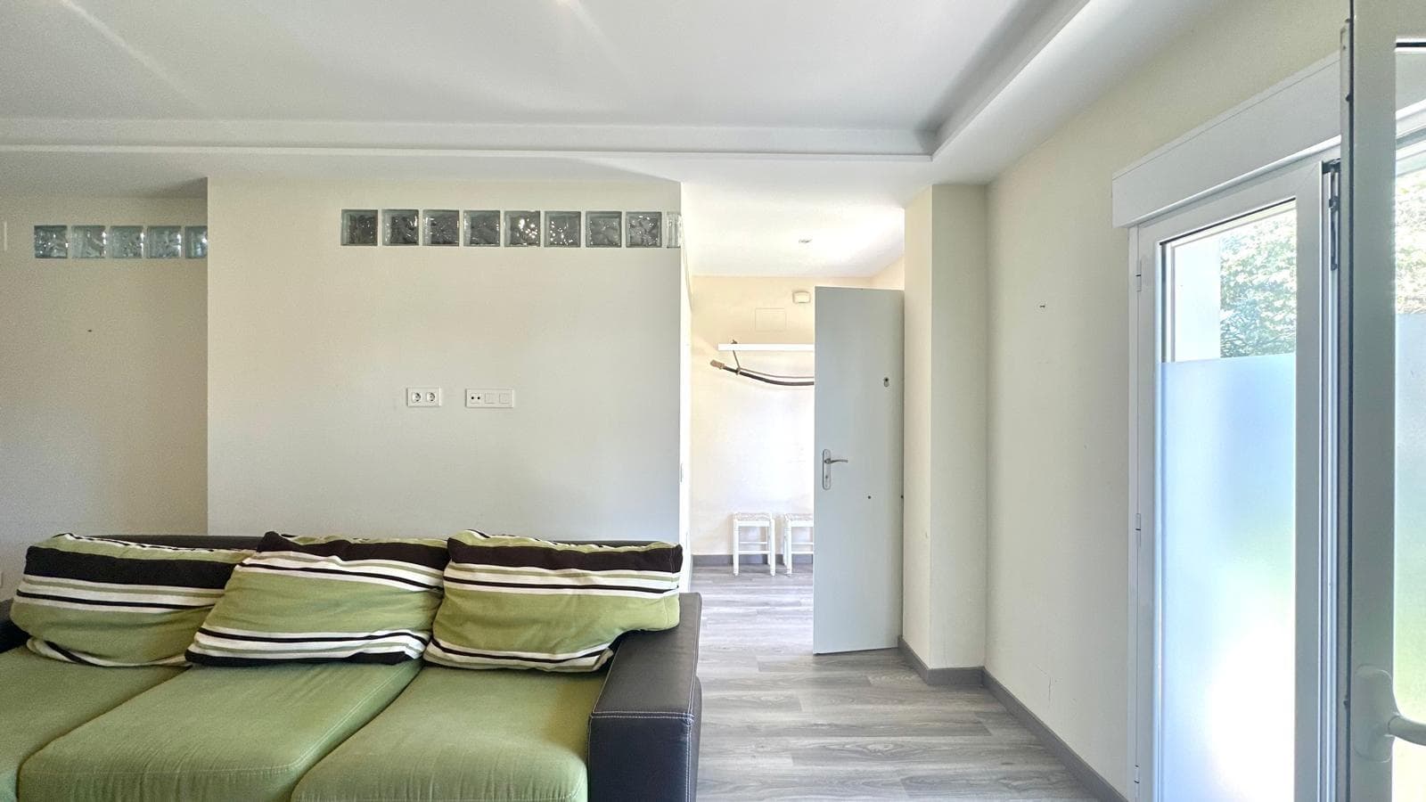 Apartamento Planta Media de 3 dormitorios en Orihuela Costa - 16