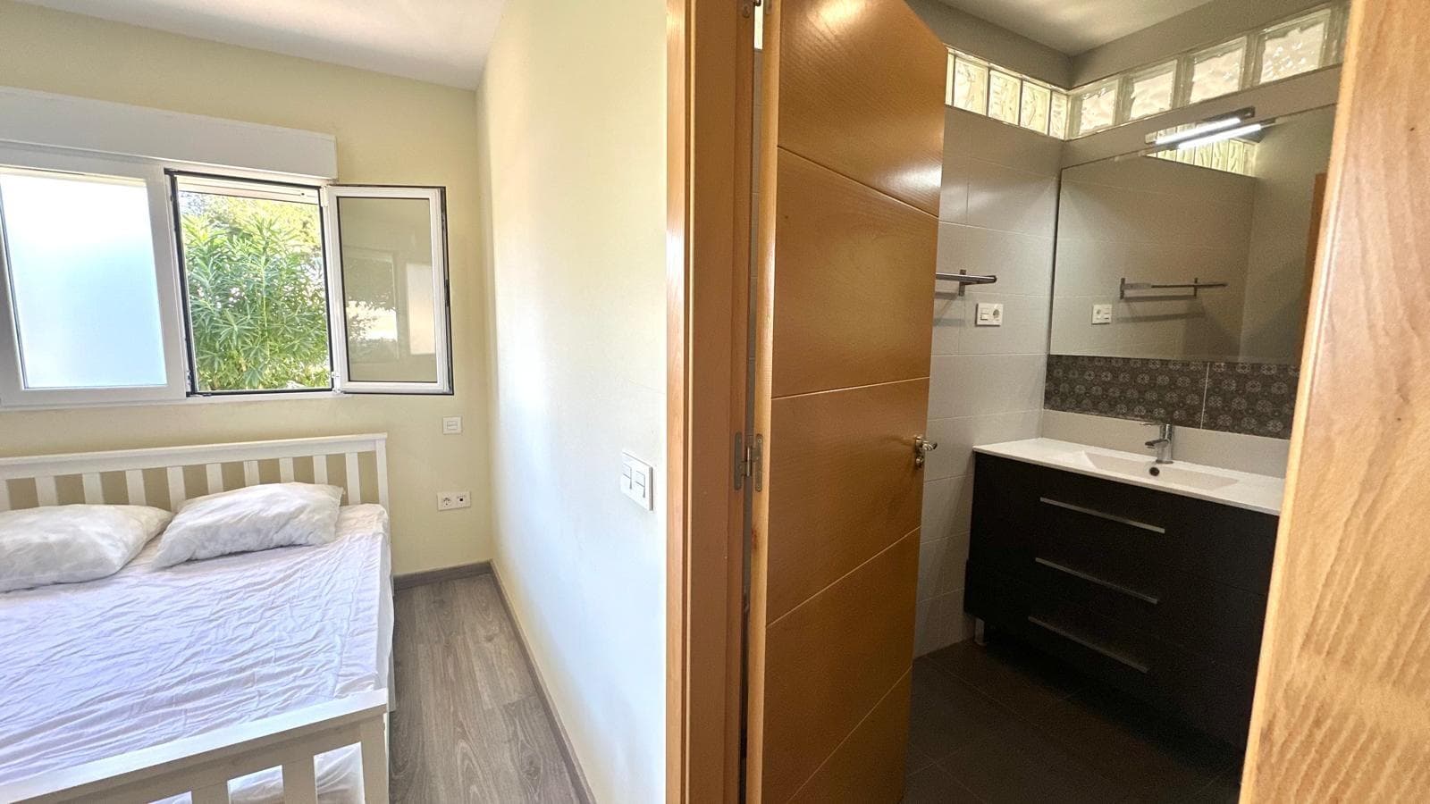 Apartamento Planta Media de 3 dormitorios en Orihuela Costa - 25