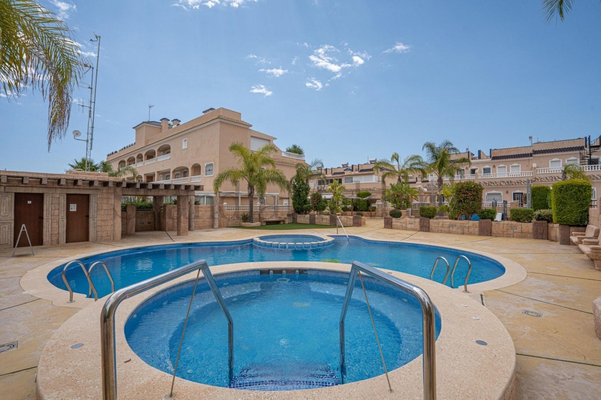 Adosada de 2 dormitorios en Orihuela Costa - 25
