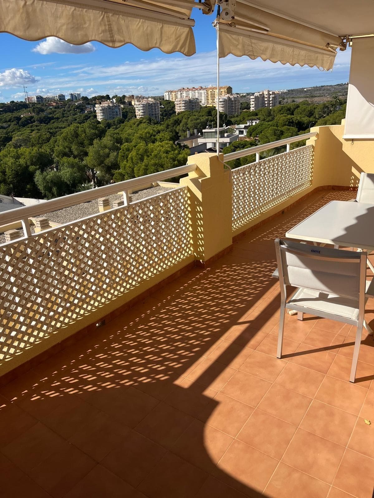Apartamento Planta Media de 3 dormitorios en Orihuela Costa - 32