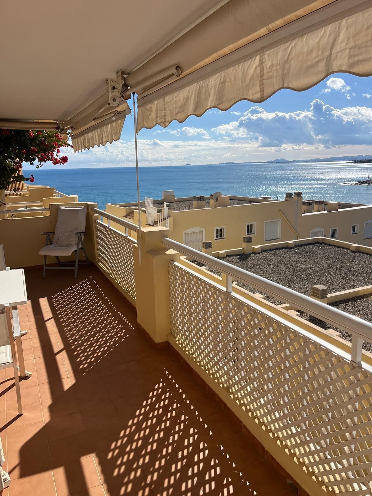 Apartamento Planta Media de 3 dormitorios en Orihuela Costa - 33