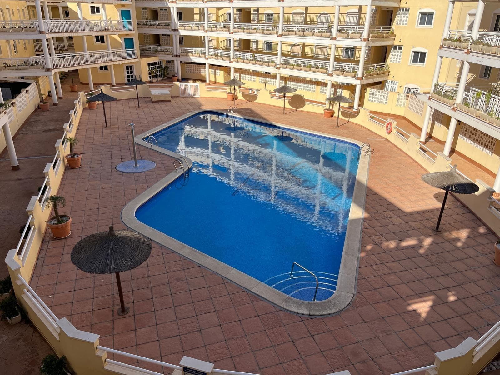 Apartamento Planta Media de 3 dormitorios en Orihuela Costa - 42