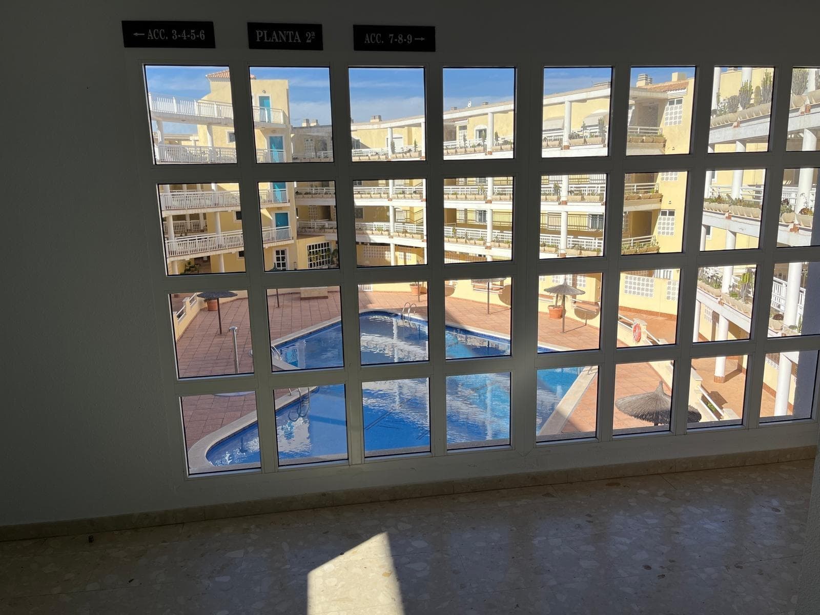Apartamento Planta Media de 3 dormitorios en Orihuela Costa - 44