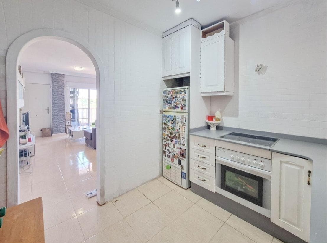 Apartamento Planta Media de 2 dormitorios en Orihuela Costa - 11