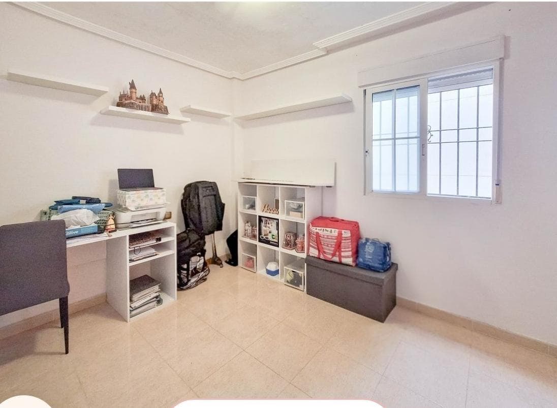 Apartamento Planta Media de 2 dormitorios en Orihuela Costa - 16