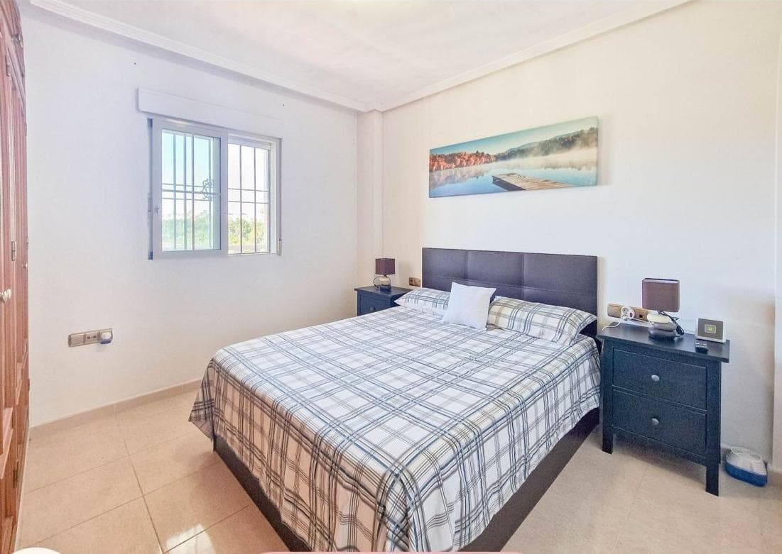 Apartamento Planta Media de 2 dormitorios en Orihuela Costa - 21