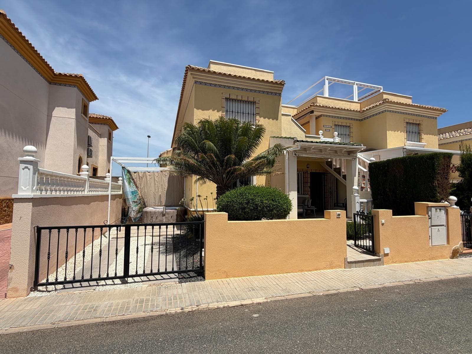 Geschakelde Woning met 2 slaapkamers in Orihuela Costa - 2