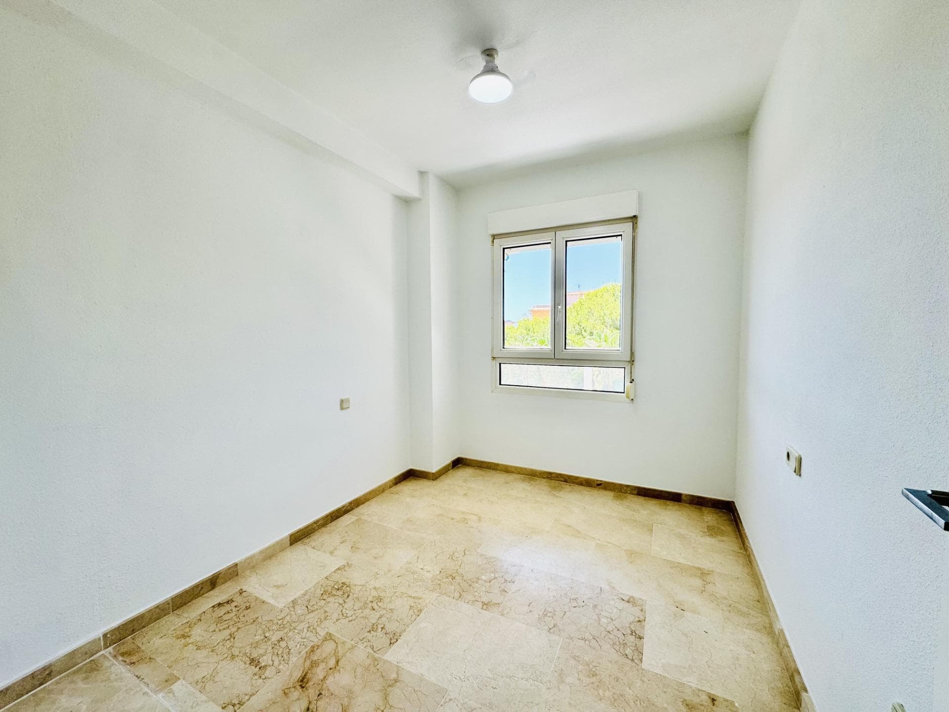 Tussenverdieping Appartement met 2 slaapkamers in Orihuela Costa - 16