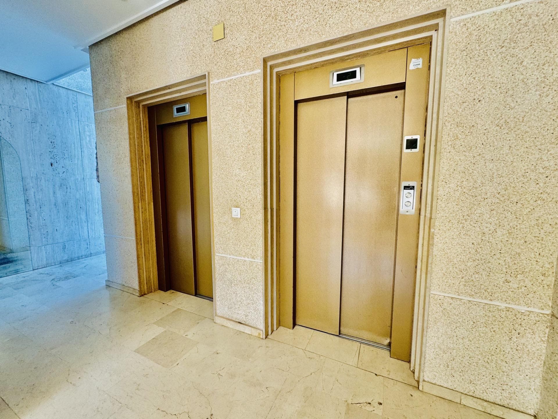 Tussenverdieping Appartement met 2 slaapkamers in Orihuela Costa - 21