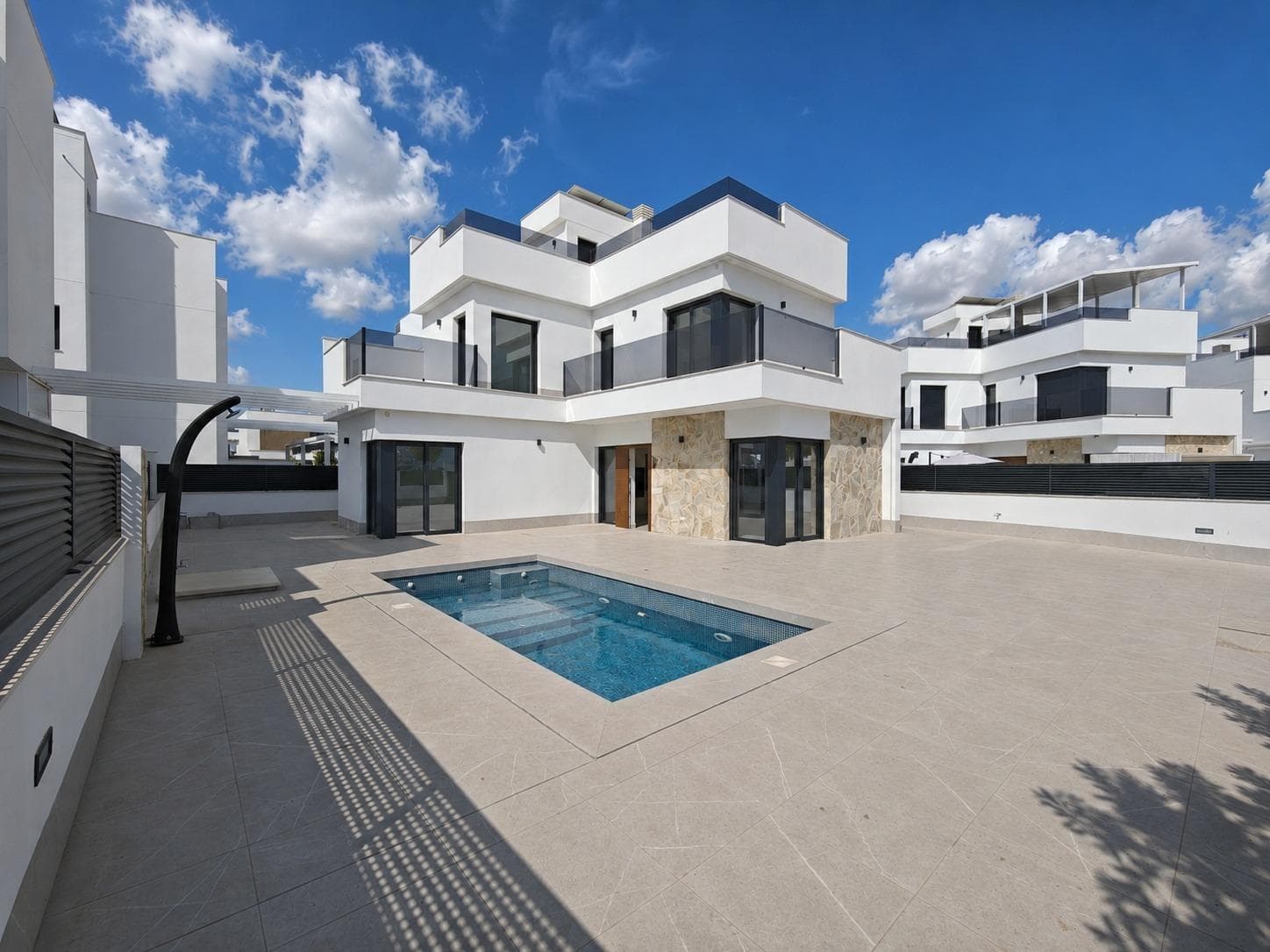 6 bed Detached Villa in Los Alcazares - 5