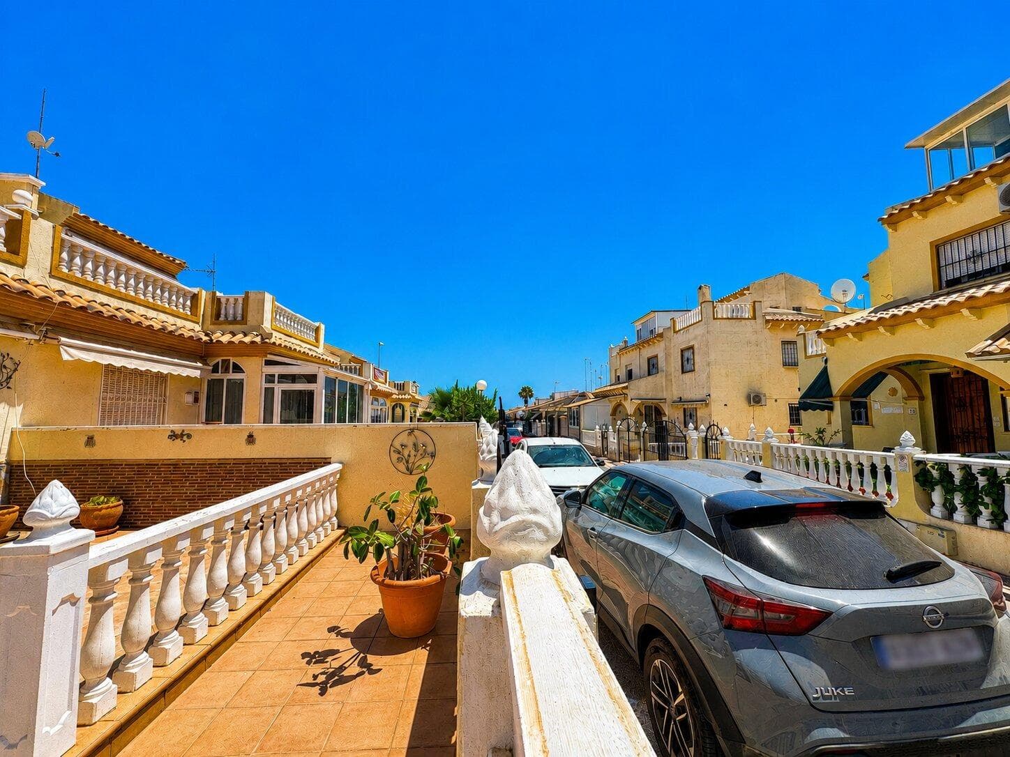 Semi-Vrijstaande Villa met 3 slaapkamers in Orihuela Costa - 30