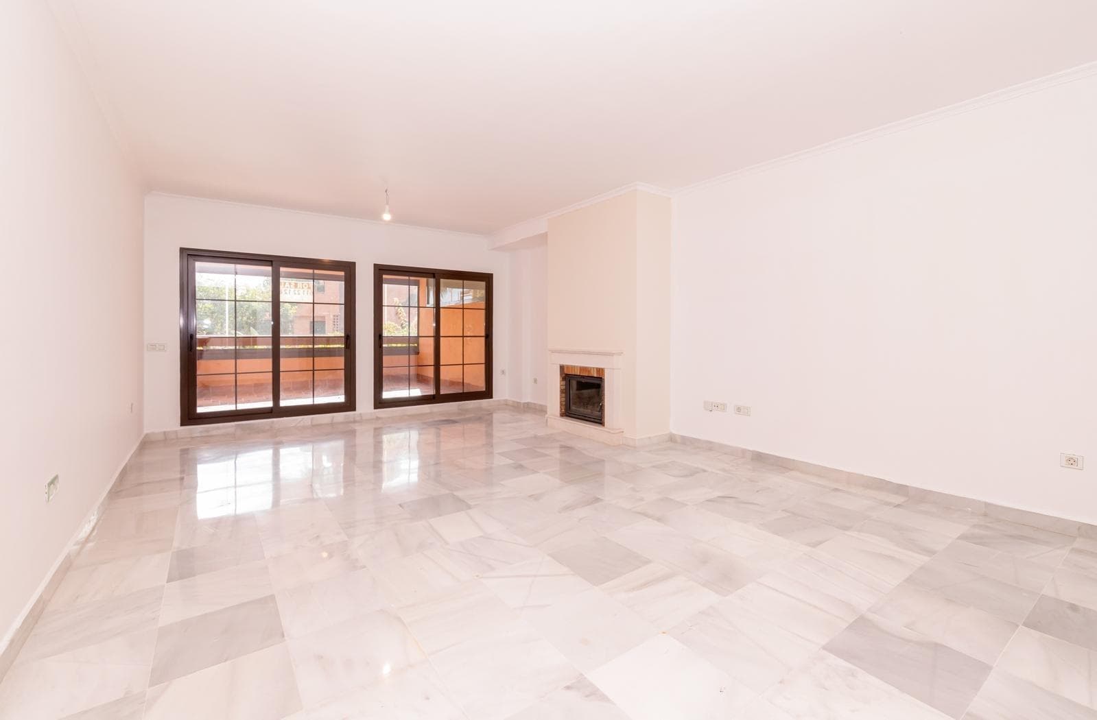 Tussenverdieping Appartement met 4 slaapkamers in Estepona - 6