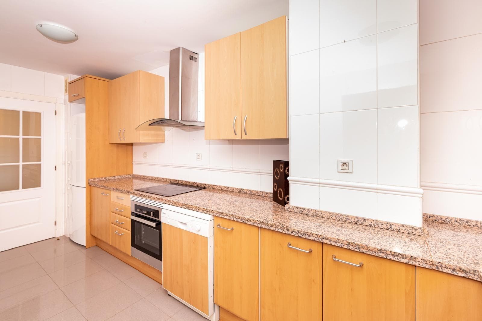 Tussenverdieping Appartement met 4 slaapkamers in Estepona - 8