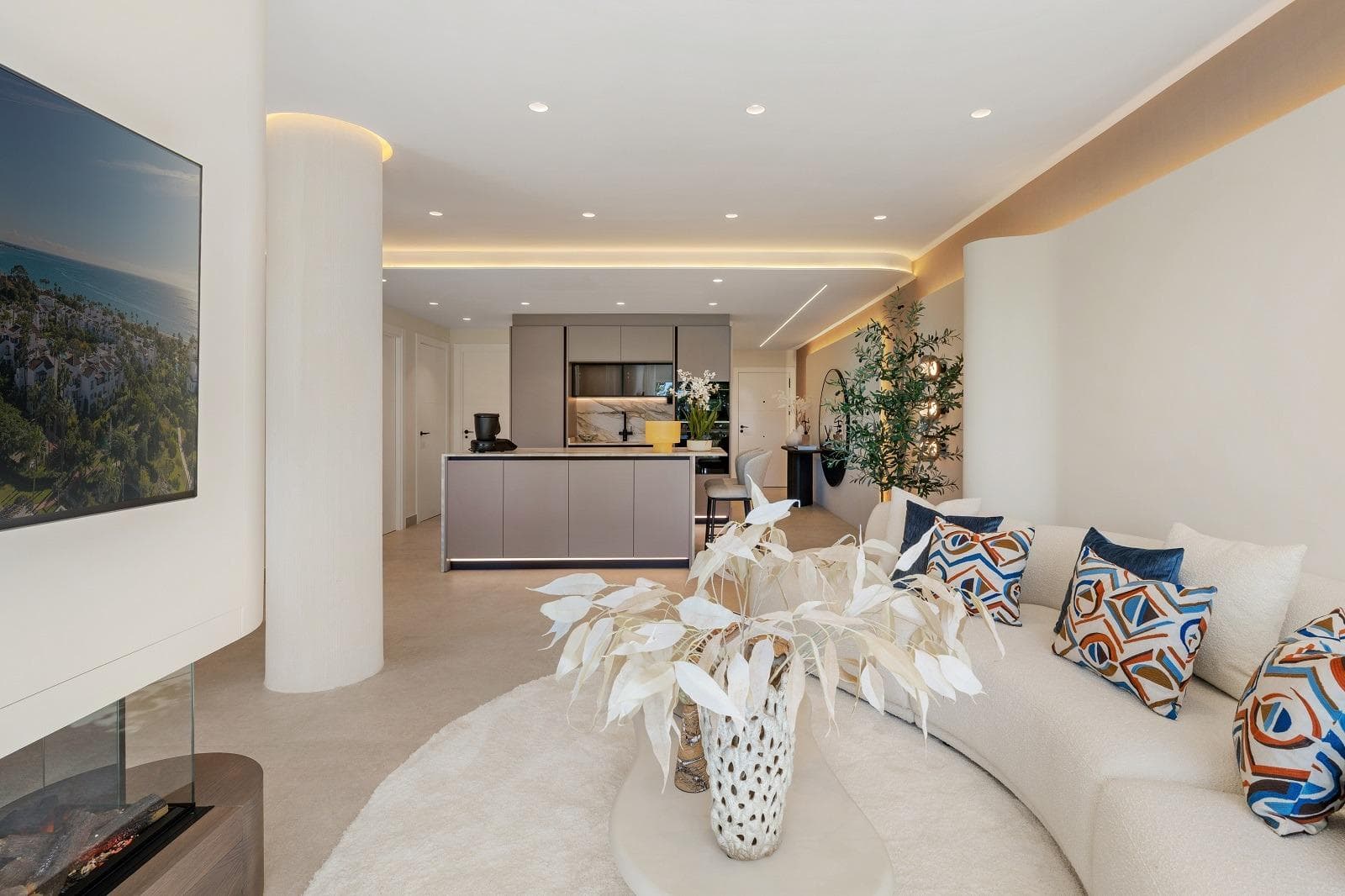 Apartamento Planta Media de 3 dormitorios en Estepona - 2