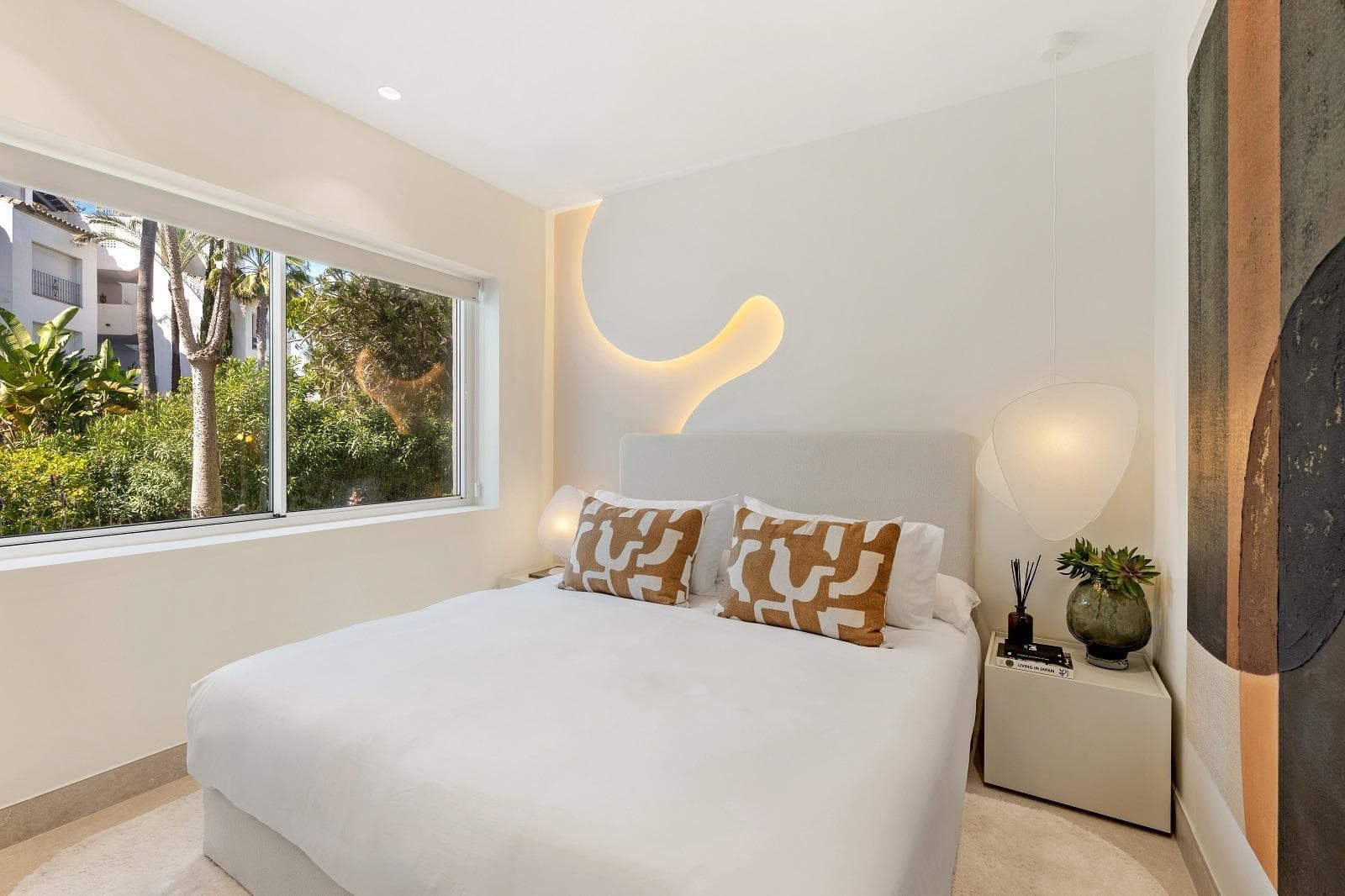 Apartamento Planta Media de 3 dormitorios en Estepona - 22