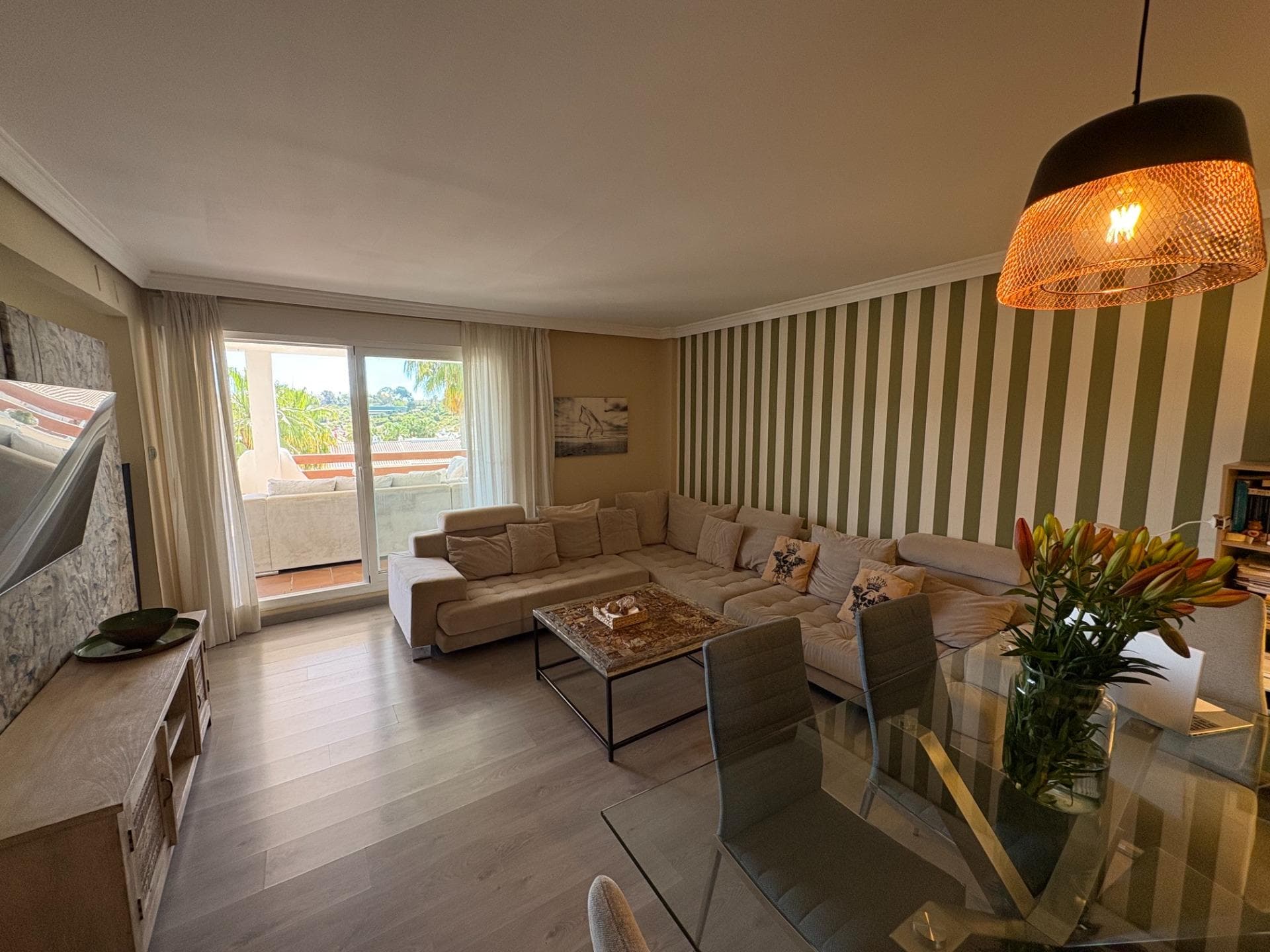 Tussenverdieping Appartement met 2 slaapkamers in Estepona - 5