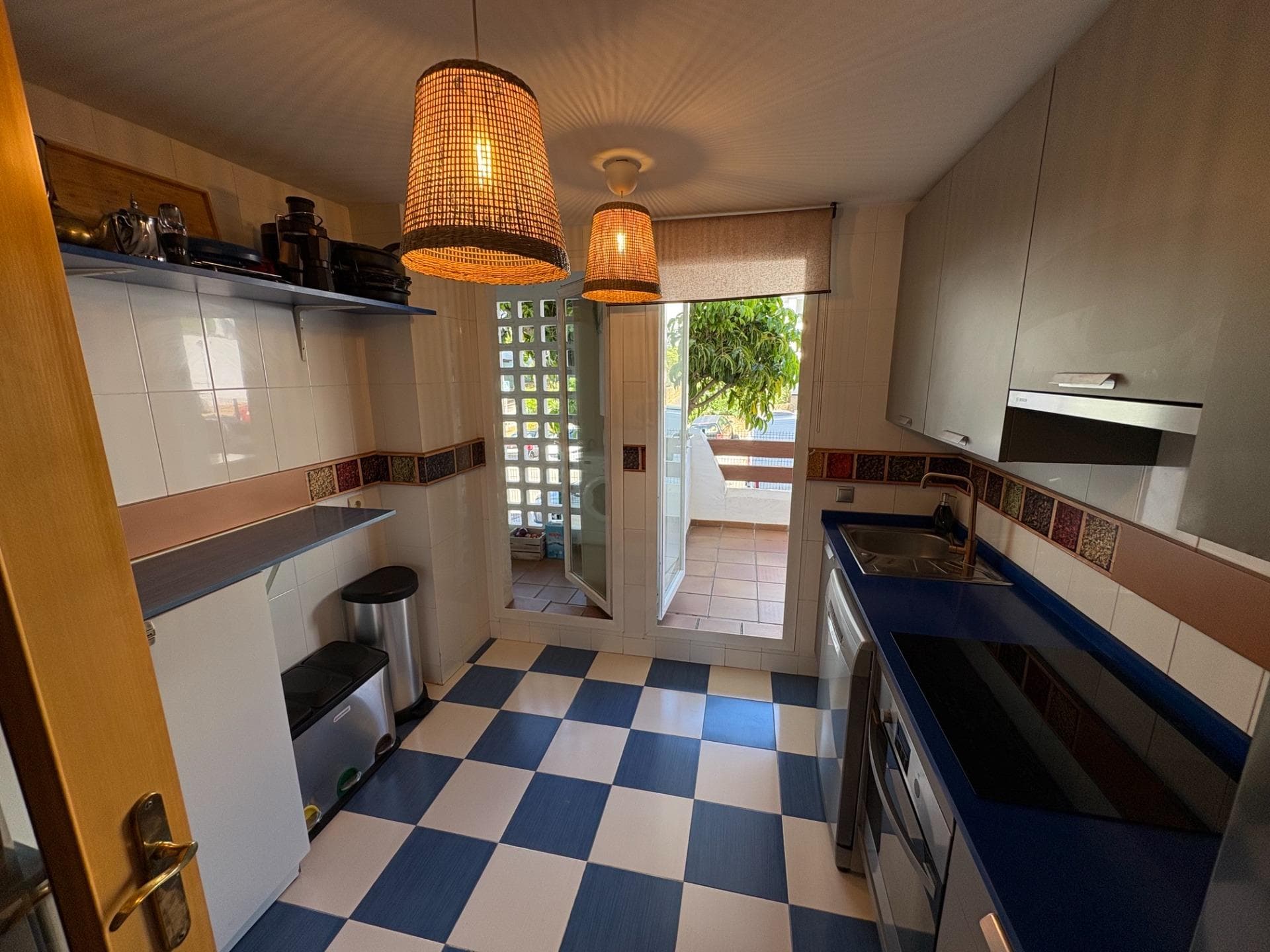 Tussenverdieping Appartement met 2 slaapkamers in Estepona - 8